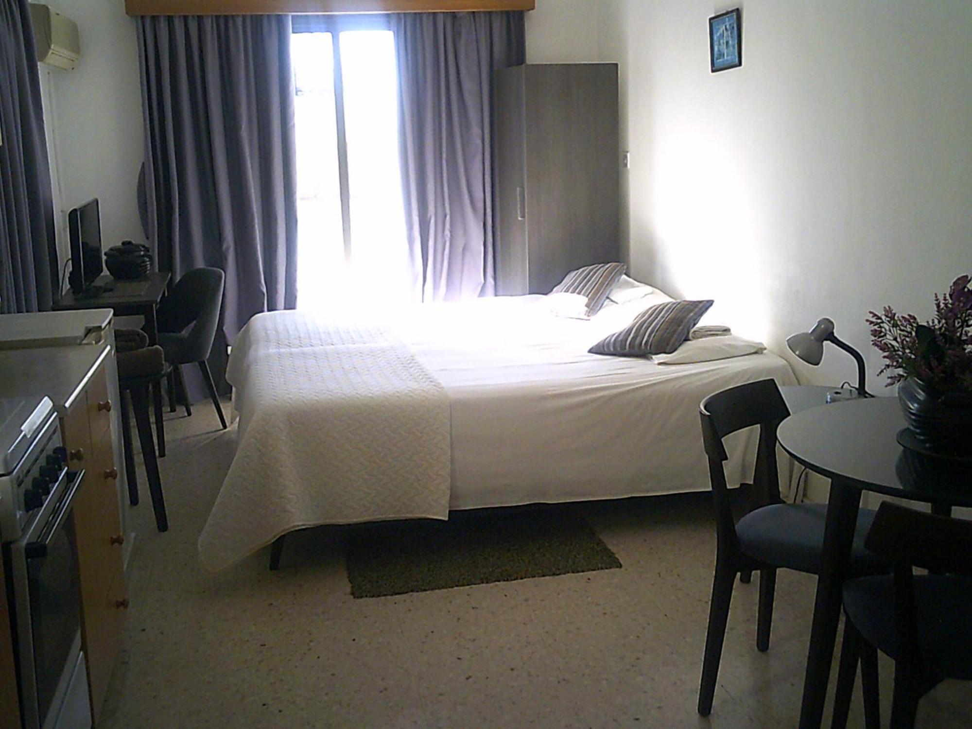 Panklitos Tourist Apartments Paphos Luaran gambar