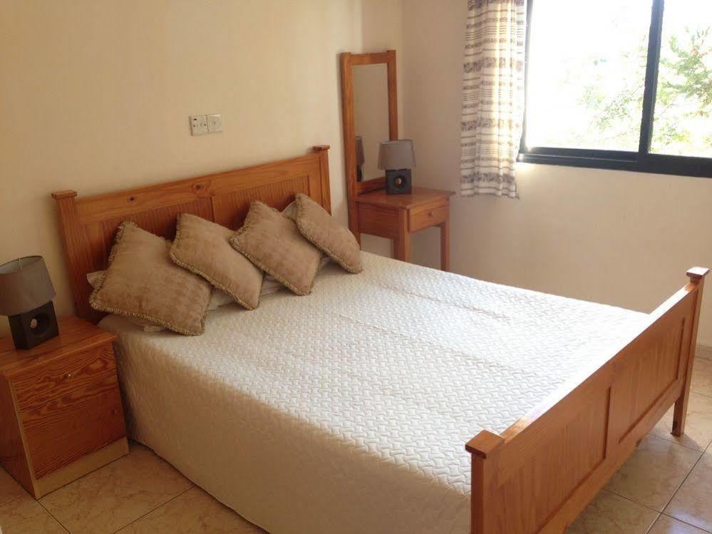 Panklitos Tourist Apartments Paphos Luaran gambar